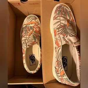 Women’s Vans Classic Slip On size 9.5